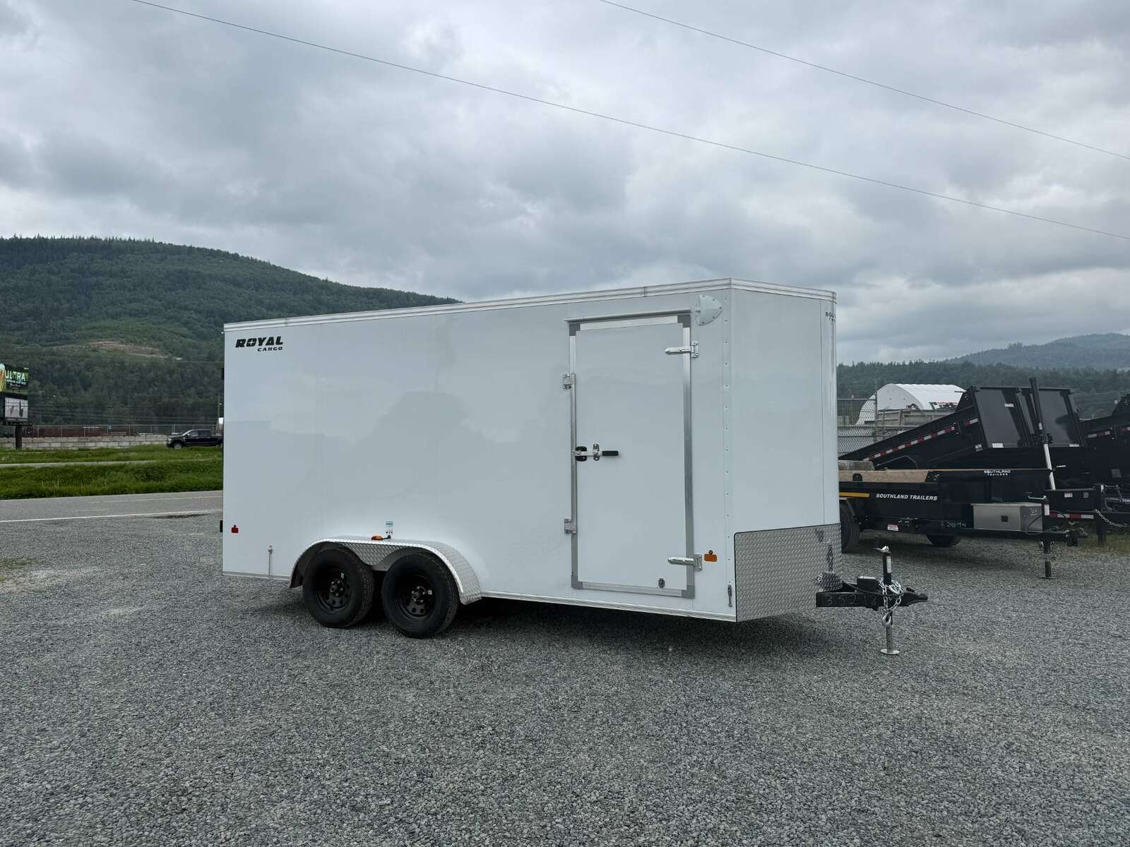 2026 7X14 CARGO TRAILER, TANDEM AXLE, BARN DOORS, 84", BARN DOORS, STEEL, WHITE, 10141GVWR - Image 5