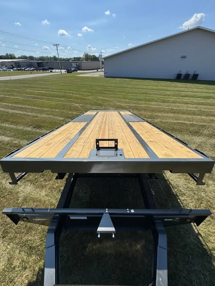 deckover tilt trailer photo 13