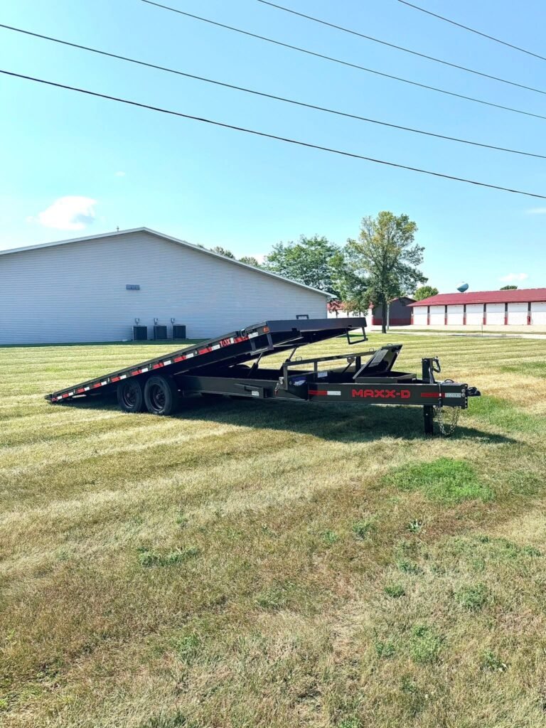 deckover tilt trailer 8x22 hydraulic