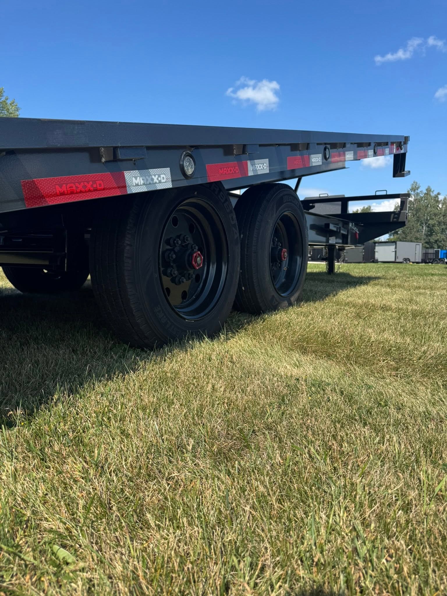 deckover tilt trailer photo 3